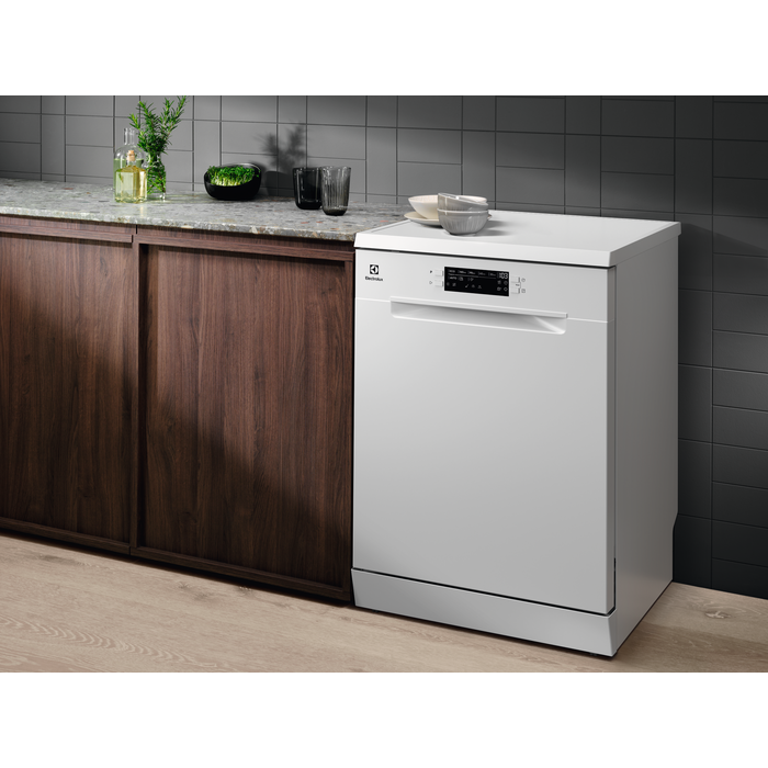 Electrolux - Mașină de spălat vase independentă - ESM48310SW