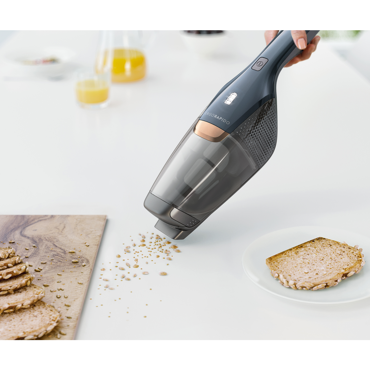 Electrolux - Aspirator vertical fără fir - EERC75DB