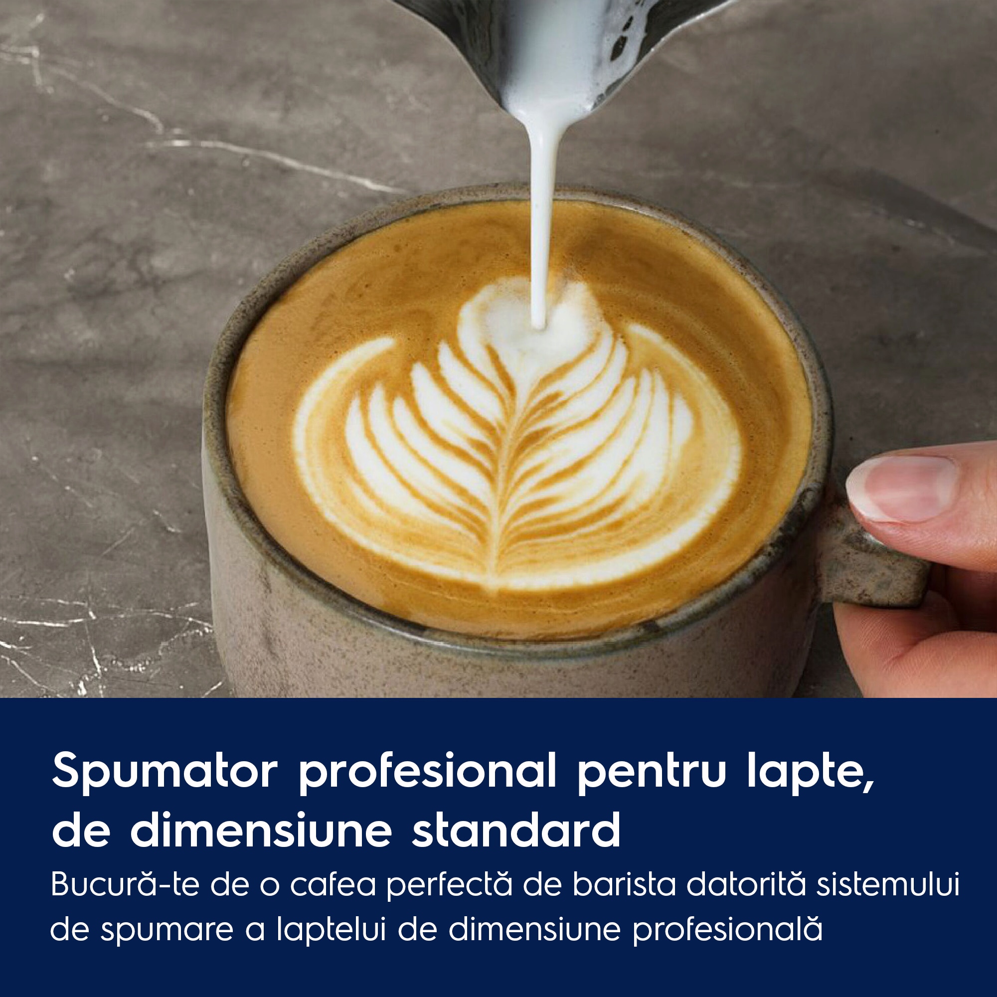 Electrolux - Aparat de cafea - E8EC1-8BP