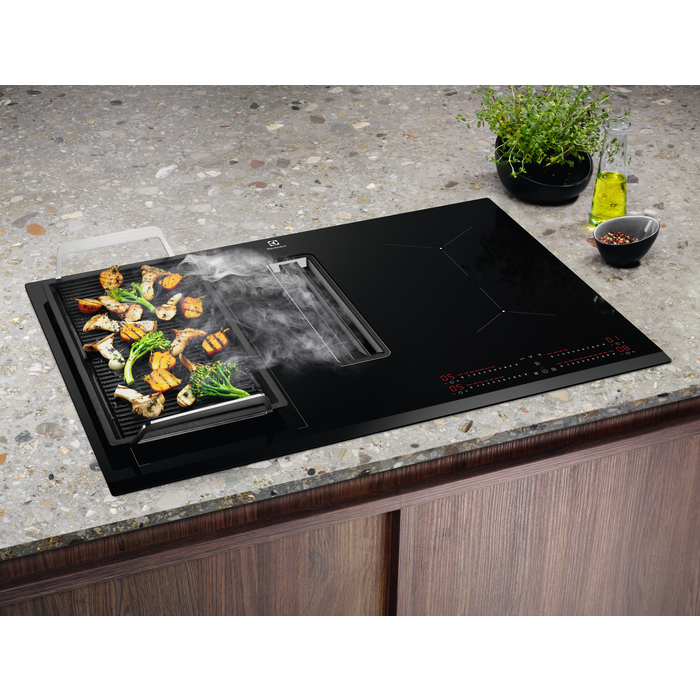 Electrolux - Plită cu hotă ComboHob - KCC83443