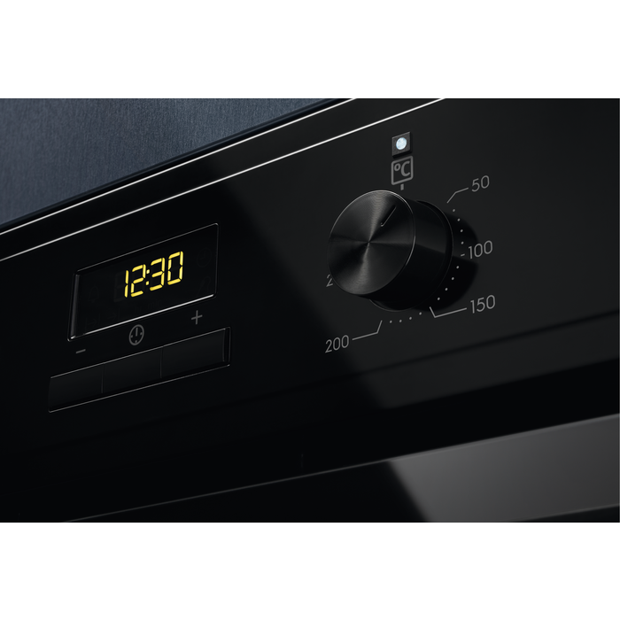 Electrolux - Cuptoare multifuncţionale și cu abur - EOF3H50BK