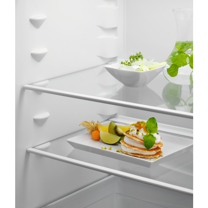 Electrolux - Frigider încorporabil - ERD6DE18S1