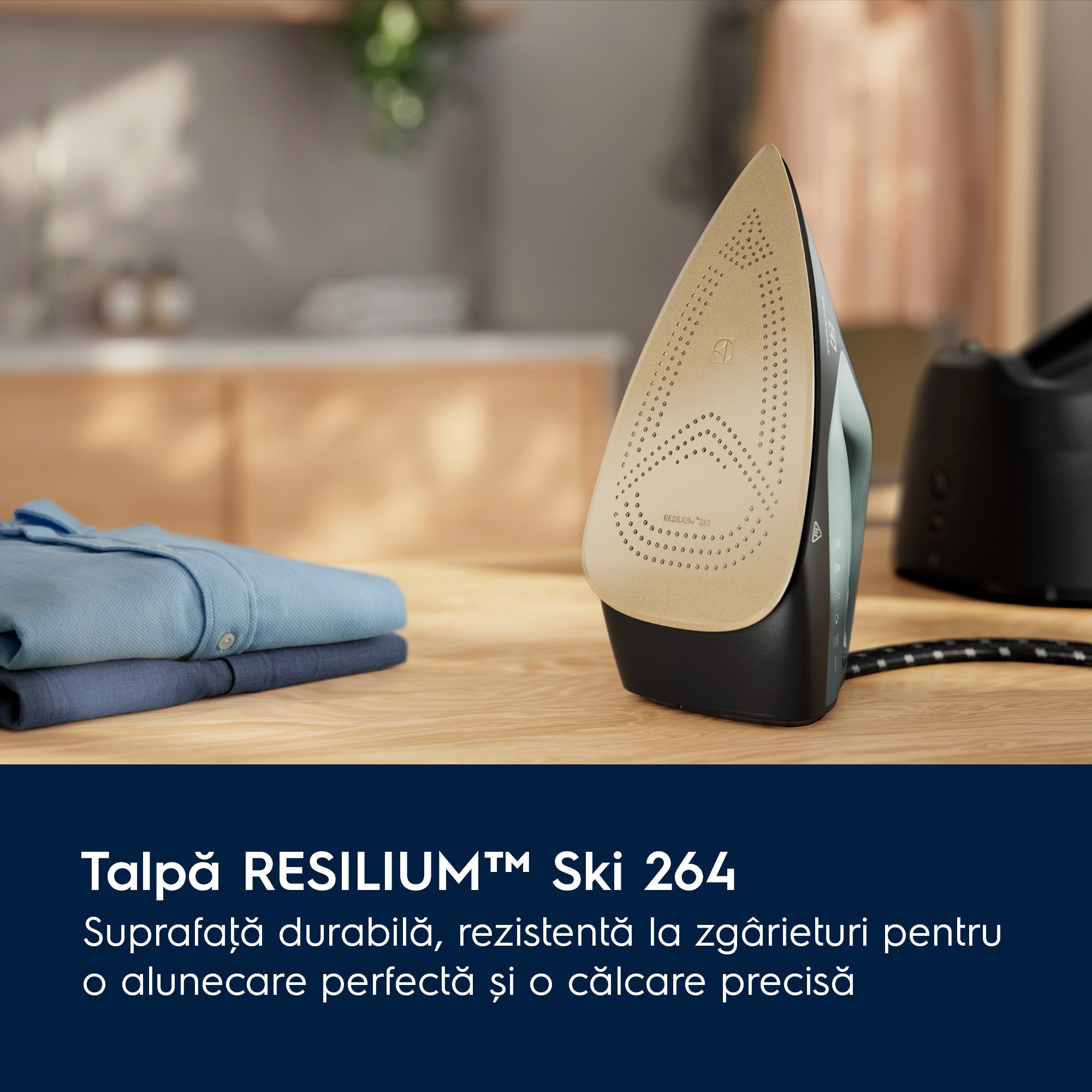 Electrolux - Staţie de călcat cu abur - E8ST2-8OG