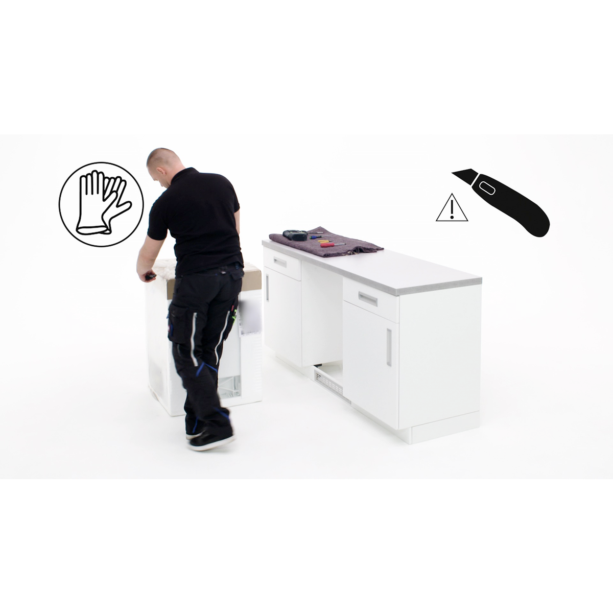 Electrolux - Small refrigerator - LFB3AE82R