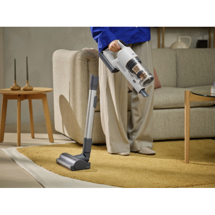 Easily switch to handheld – the main unit stays upright on its own