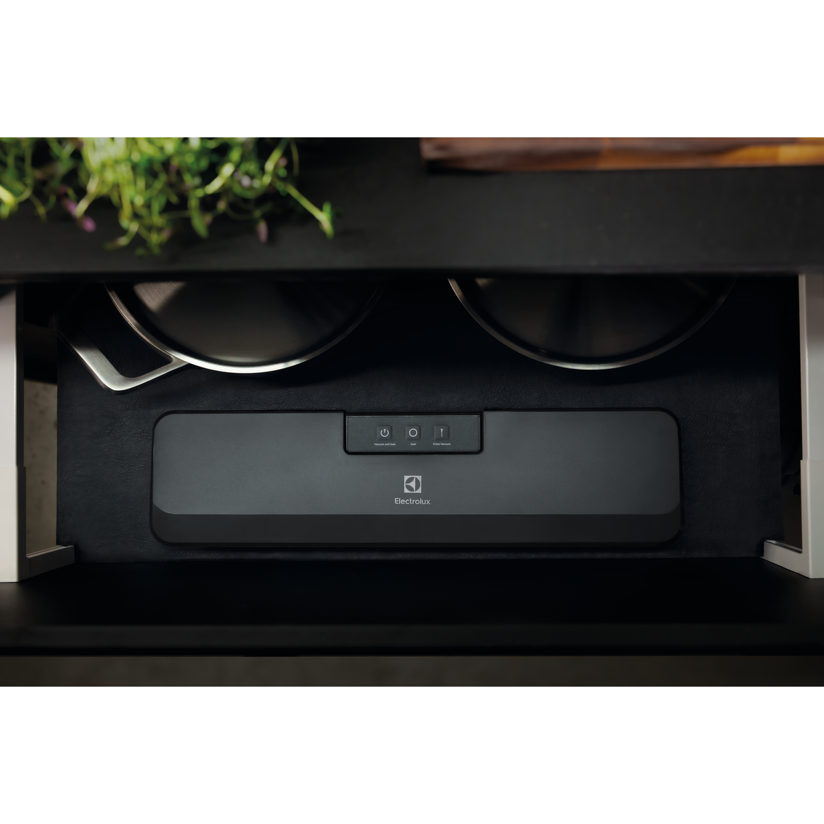 Electrolux - Aparat de vidat portabil - E4VS1-4AG
