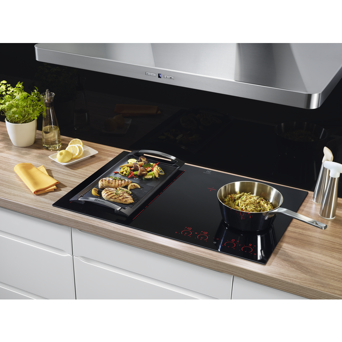 Electrolux - Hotă tip șemineu - EFF90560OX