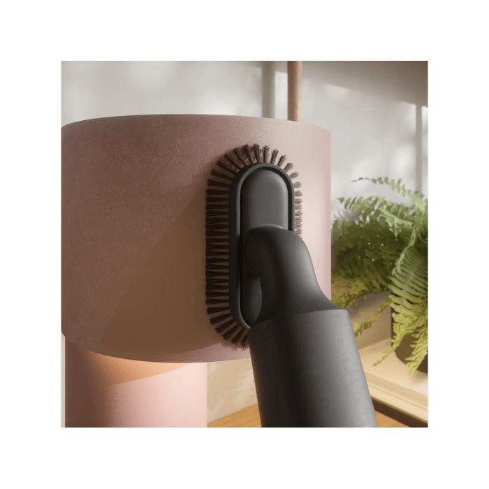 Soft bristles clean even the most delicate furniture with care