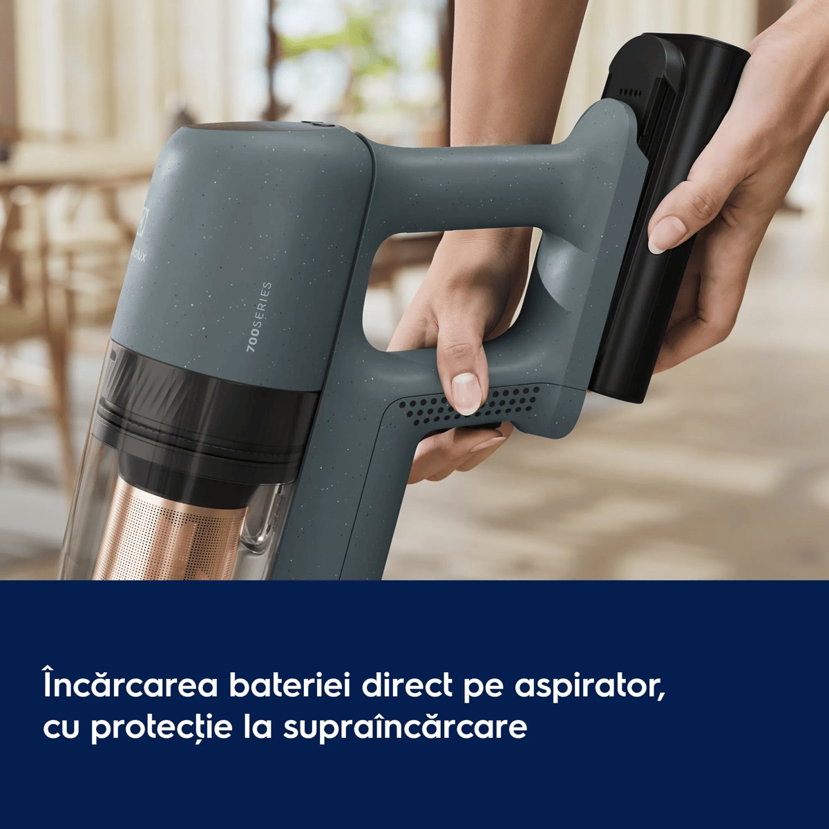 Încărcarea bateriei direct pe aspirator, cu protecţie la supraîncărcare