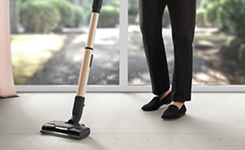 Cur&#x103;&#x163;enie rapid&#x103; &#x219;i eficient&#x103; cu aspiratoarele verticale Electrolux