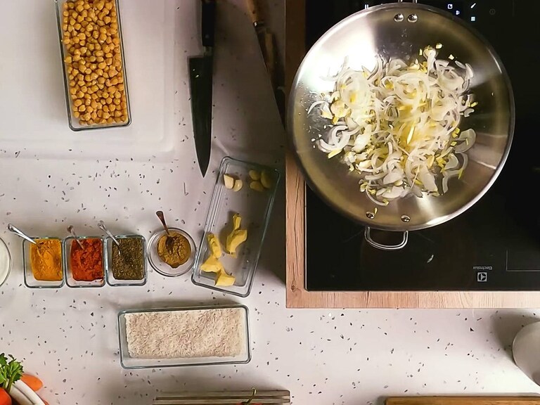 Curry cu năut și conopidă