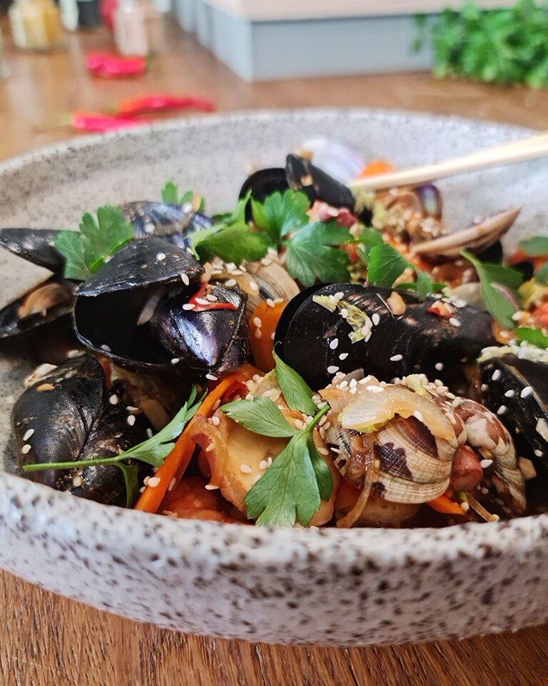 Fructe de mare la wok