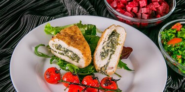 rulada de pui cu spanac si branza la abur